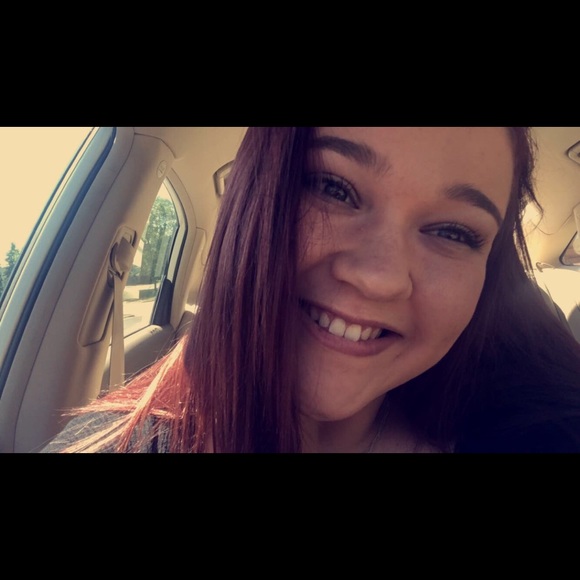 Meet your Posher, Meredith - Picture 1 of 1